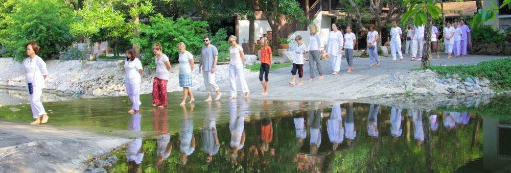 mindful walking at Wat Khao Wong
